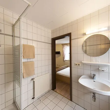 Weinhaus Kurtrierer Hof Hotel Leiwen Room photo